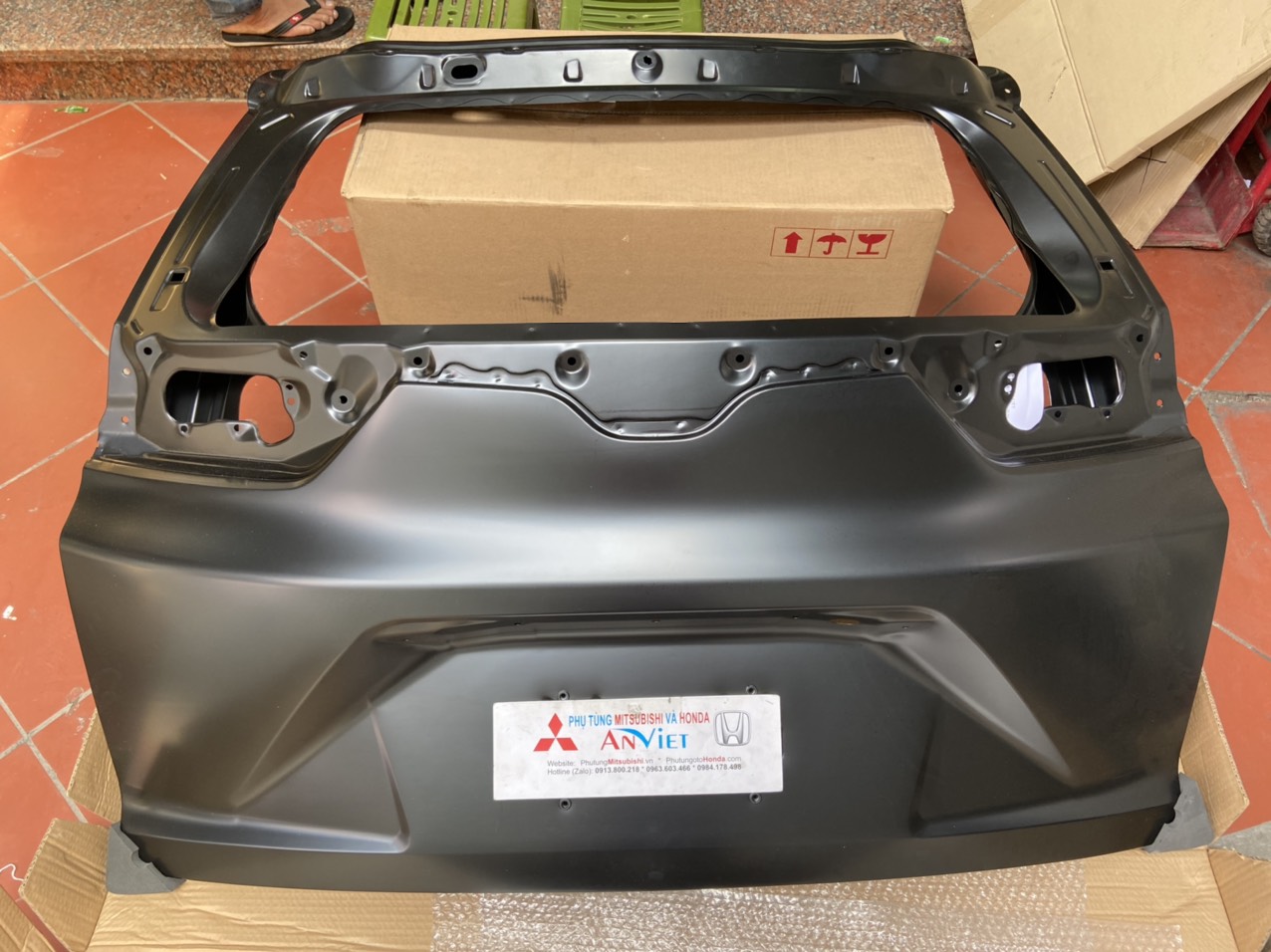 Cánh cửa hậu xe Honda CRV 2018-2022